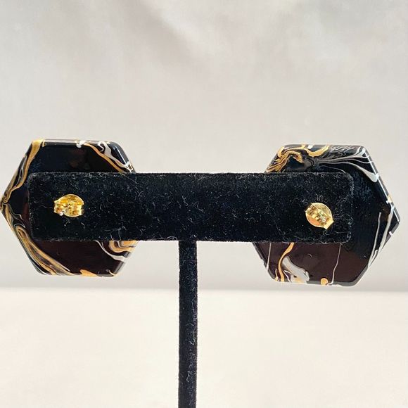 Pentagon Button Earrings Celluloid Acetate 3D Gold Black White Swirl Studs - Picture 6 of 7